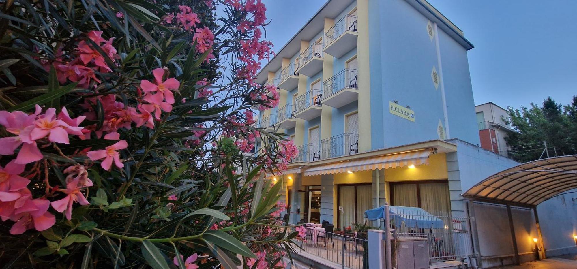 Hotel Clara Rimini Exterior foto